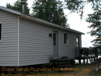 chalet-tetras-vue-sur-lac-duchastel-pourvoirie-fer-a-cheval-laurentides