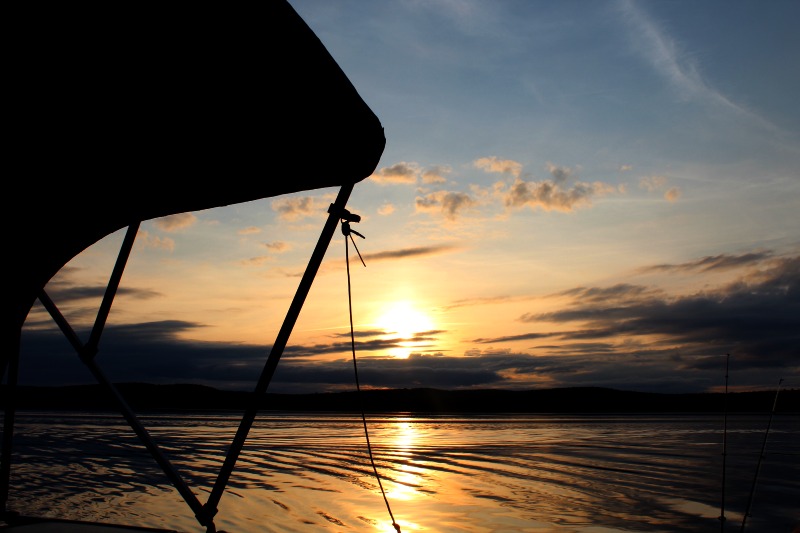 Coucher de soleil sur le lac Nasigon (Laurentides)