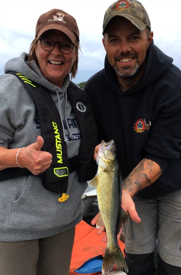 Pêche au doré à la pourvoirie du Fer à Cheval