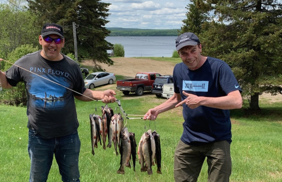 Pêche à la truite à la pourvoirie du Fer à Cheval