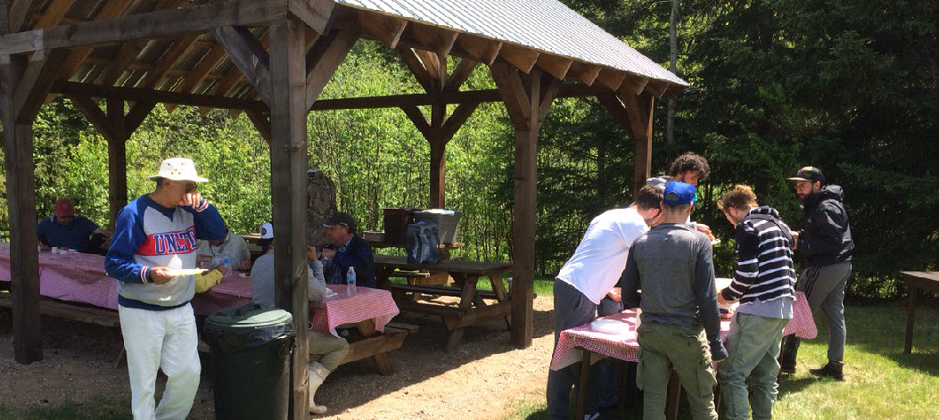 Shore lunch à la pourvoirie du Fer à Cheval, Laurentides