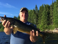 Pêche au doré à la pourvoirie du Fer à Cheval