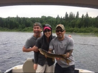 Sortie de pêche en ponton sur le lac Nasigon