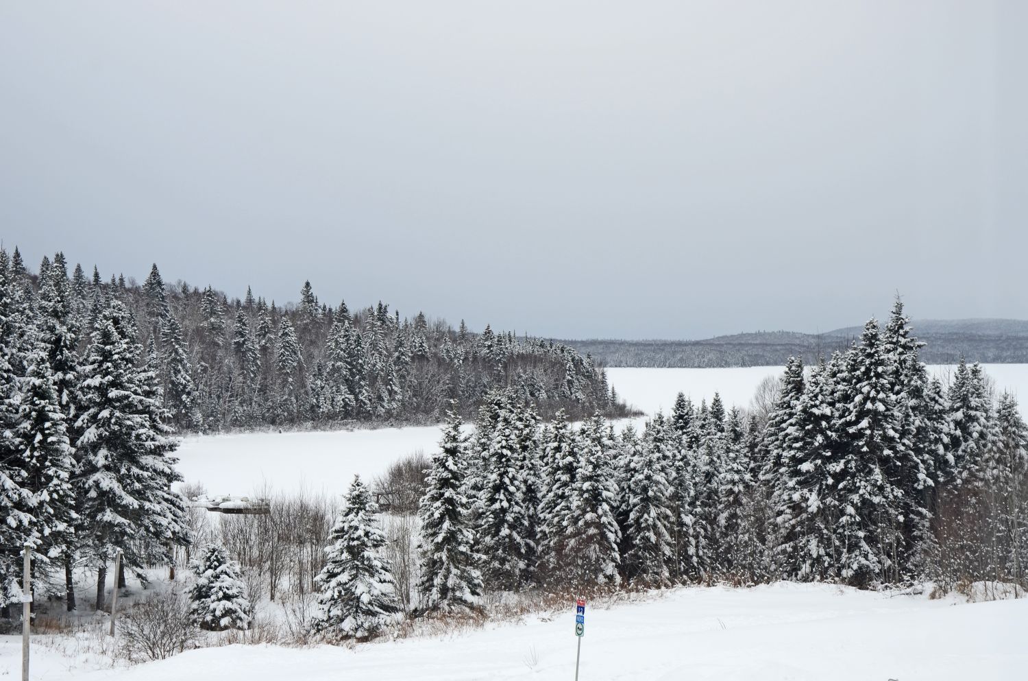 Magical snowmobile trails in the heart of the Laurentians